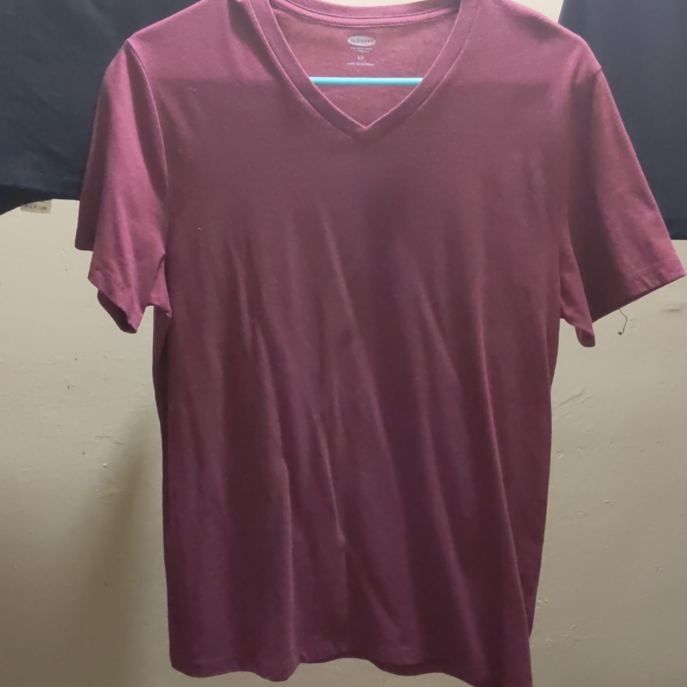 Old Navy Burgundy Tee